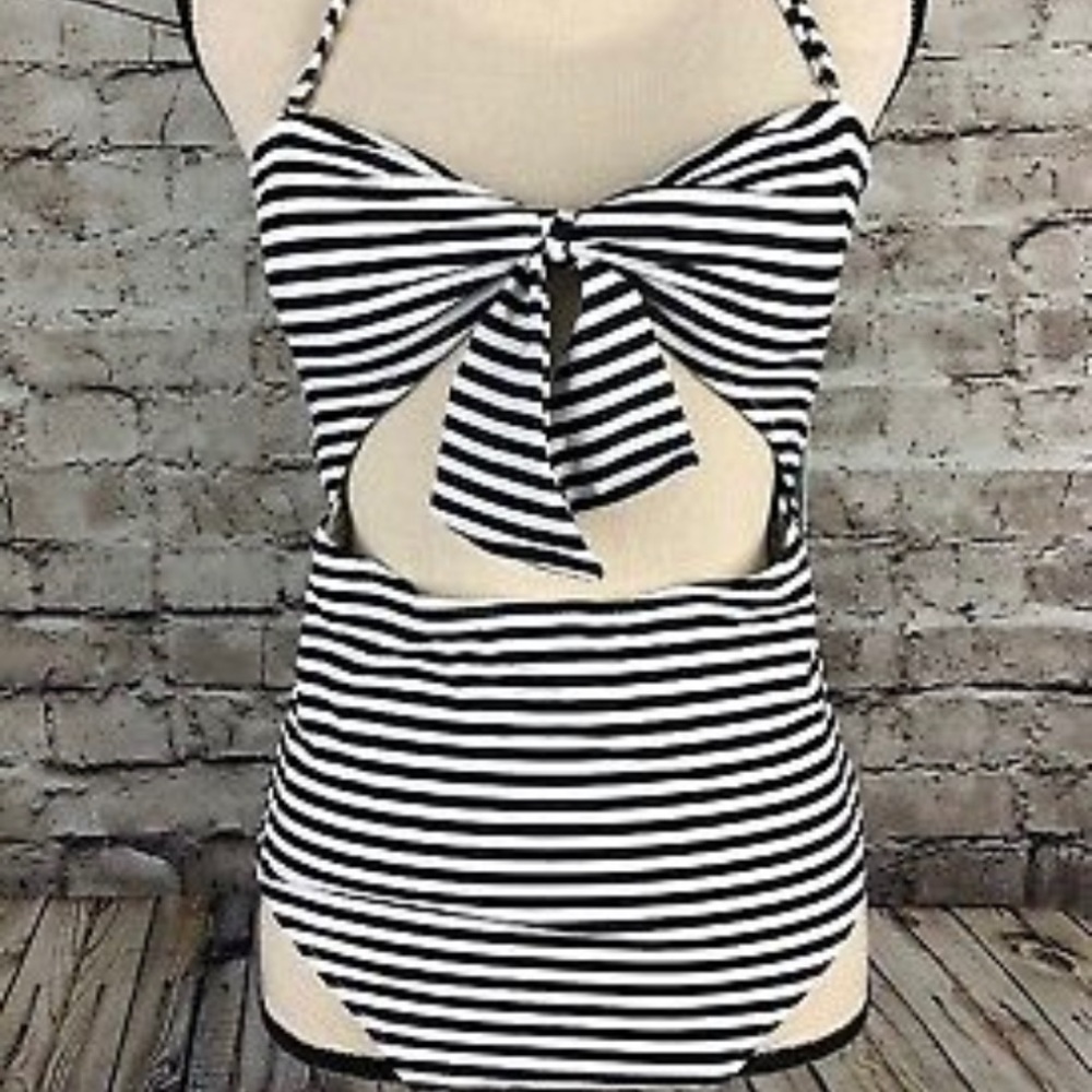 striped cupshe one piece